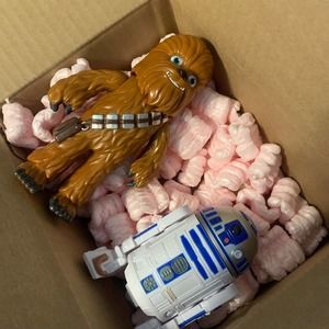 Bop it Star Wars R2D2 & Chewbacca & 2 small figures